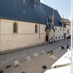 Le Pavean Apartment