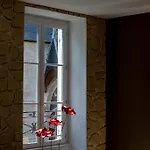 Le Pavean Apartment