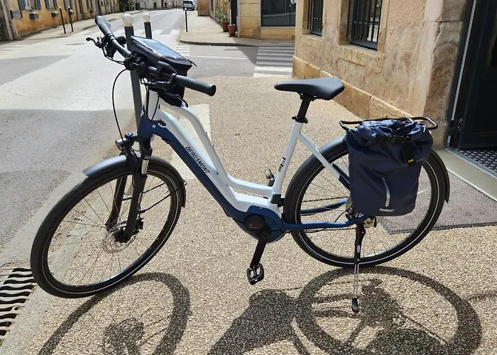 Le Pavean Beaune (Cote d'Or)