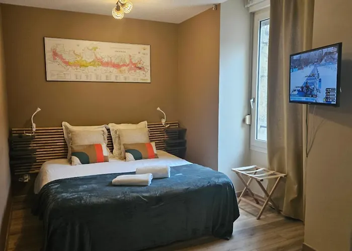 Le Pavean Apartment *